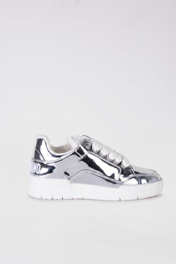 Moschino Calfskin Sneakers Silver Größe: 37 | Trainers Outlet | Damen | Grau
