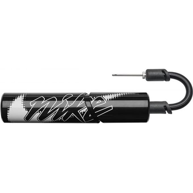 Nike Essential Script Ballenpomp (Zwart)
