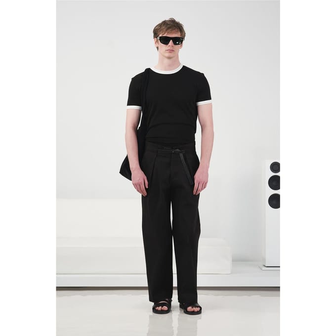Basis T-Shirt met Ronde Hals en Contrast Bies