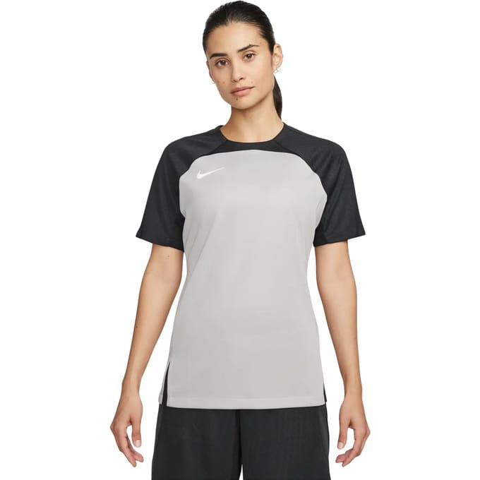 Damestrui Nike Dri-Fit Strike III