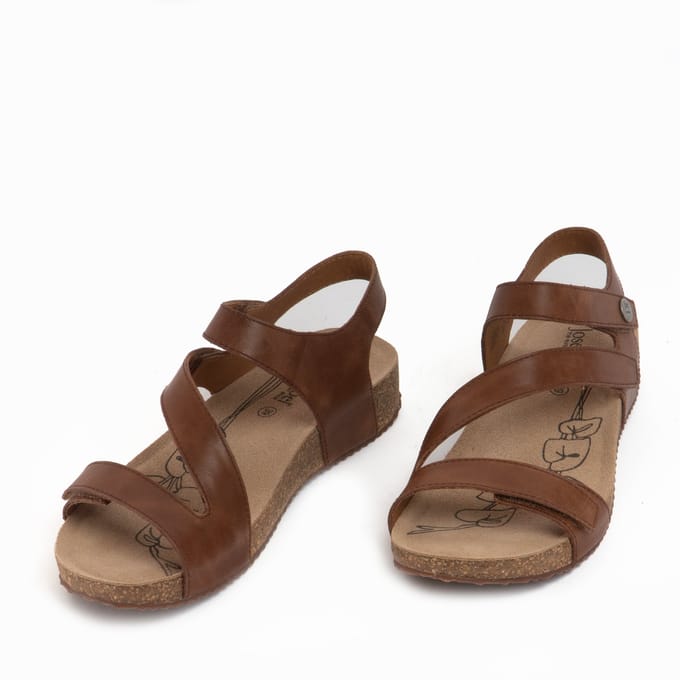 Josef Seibel Tonga 25 Dames Leren Klittenband Sandalen Camelkleurig