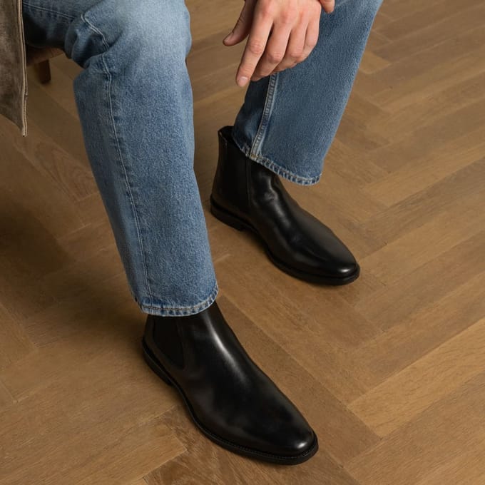 Manfield - Heren - Zwarte leren chelsea boots - Maat 46