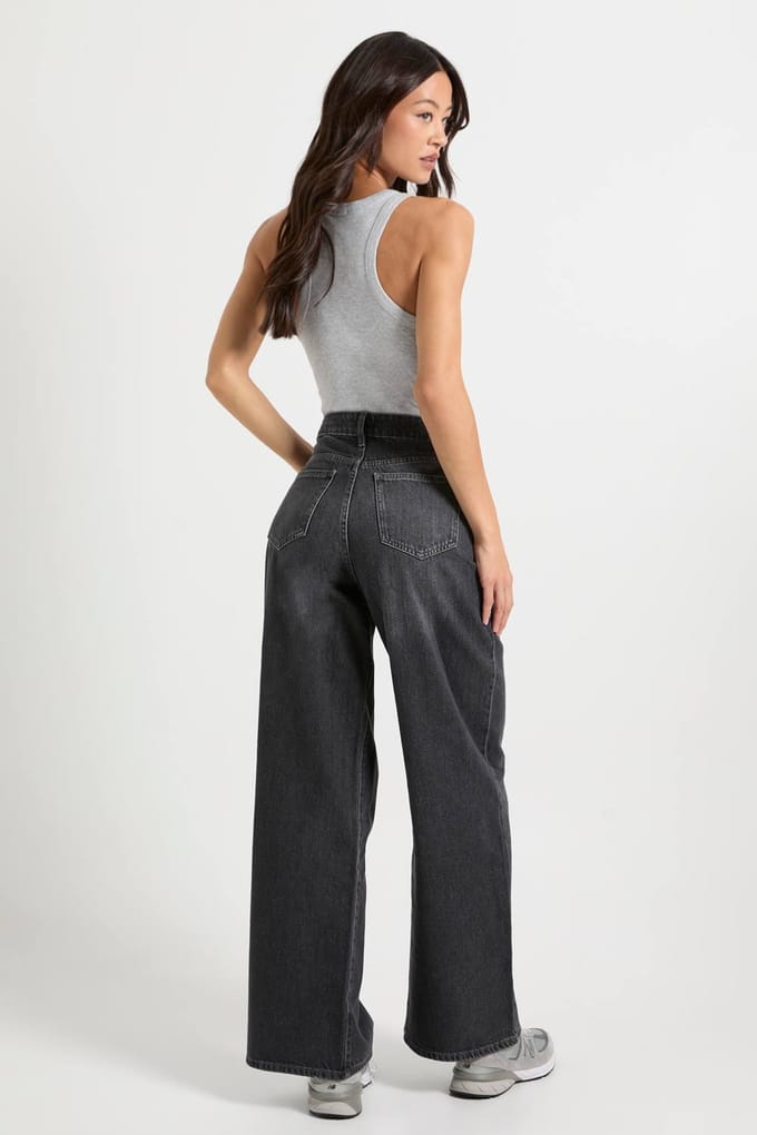 Dames Lange Boohoo Basics Midden Taille Boyfriend Jeans | Washed Black | Maat: 6/36L