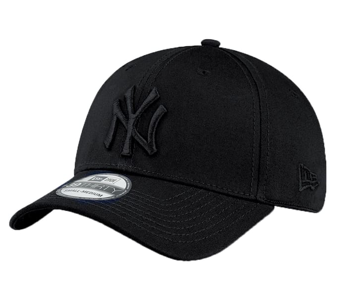 New Era MLB New York Yankees Cap - 39THIRTY - M/L - Black/Black