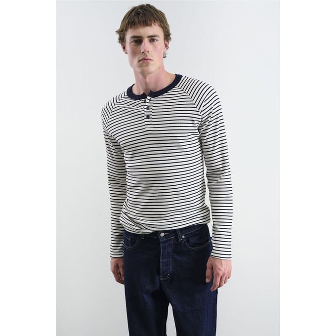 Slim Fit Gestreepte Knopkraag T-shirt