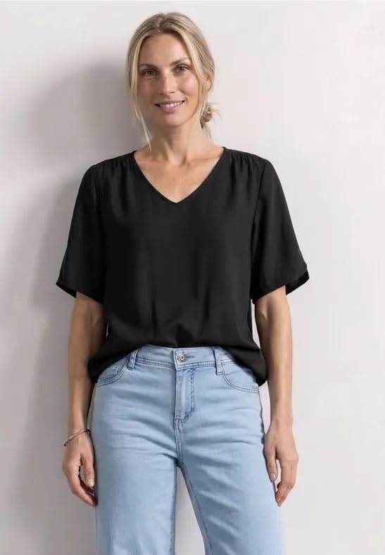 Blouseshirt met korte mouwen en V-hals