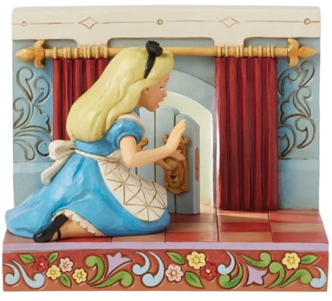 Disney Traditions – Alice In Wonderland