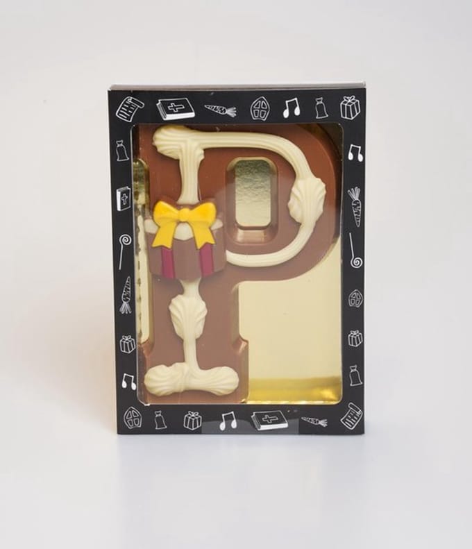 Luxe Gedecoreerde Melk Chocolade Letter P - 240 Gram