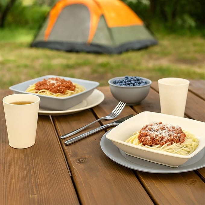 6x Diepe Plastic Bordeesschalen - Herbruikbaar voor Kamperen & Picknick