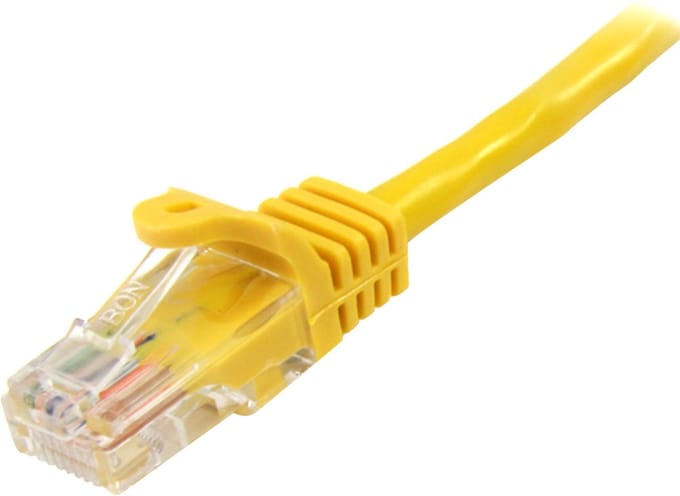 StarTech.com 5m Geel Cat5e / Cat 5 Snagless Ethernet Patch Cable 5 m - Netwerk cable - 5 m - Geel - Geel - 5m