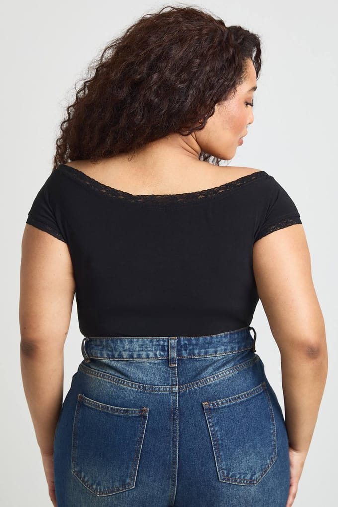 boohoo Dames Plus Size Kanten Rand Off-Shoulder Body | Zwart | Maat: 50
