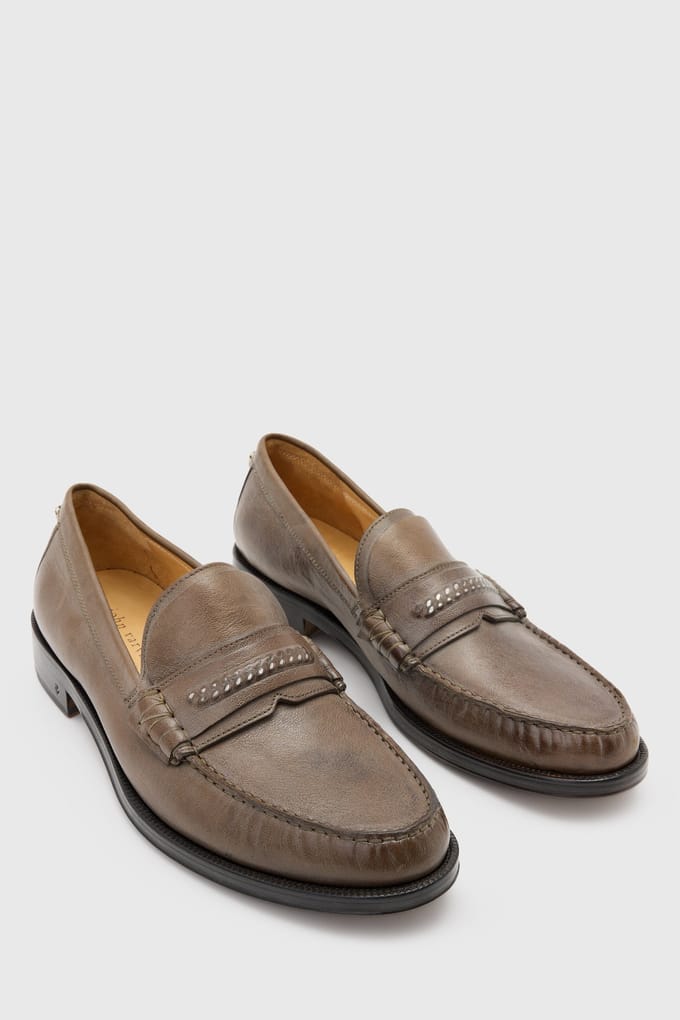 John Varvatos Hawthorne Chain Loafer Charcoal Maat: 10 | Instappers Outlet | Heren | Grijs