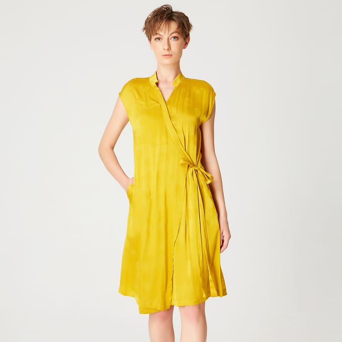Minimalistische wrap jurk