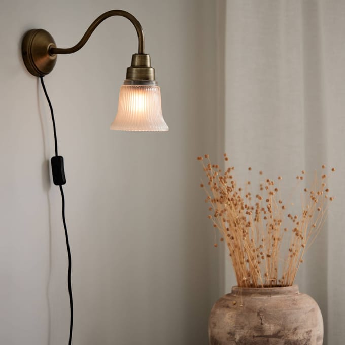 PR Home wandlamp Emmi, messingkleurig antiek, Ø 12 cm