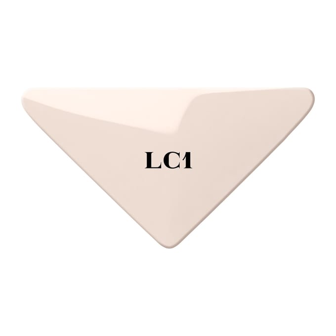 Prada Reveal Concealer 8ml (Various Shades) - LC1