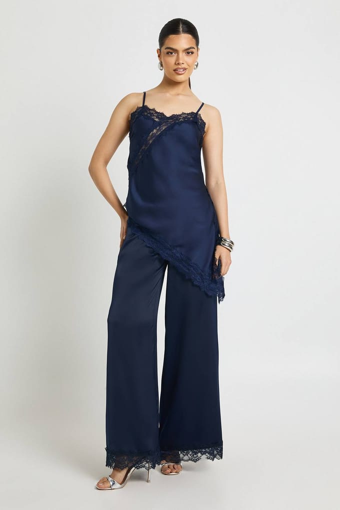 boohoo Dames Satijn Kant Contrast Longline Hemdje | Navy | Maat: 10