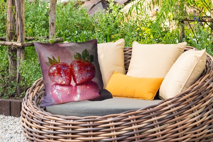 Buitenkussen Weerbestendig - Disco - Fruit - Glitter - Strawberry - 50x50 cm