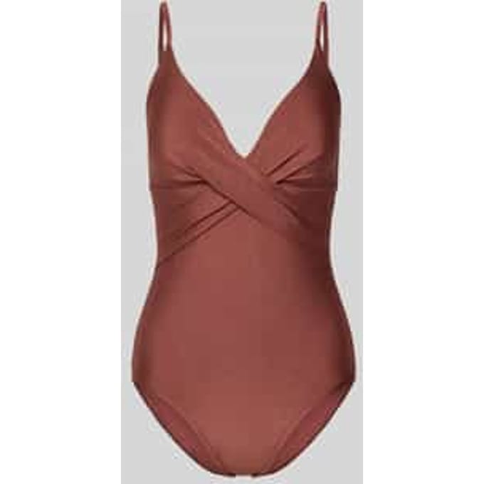 Badpak met shaping-effect model 'Isla'