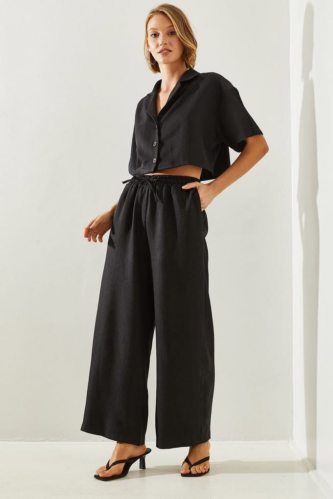 Geknoopte Crop Shirt en Wijd Pantalon Co-ord Set
