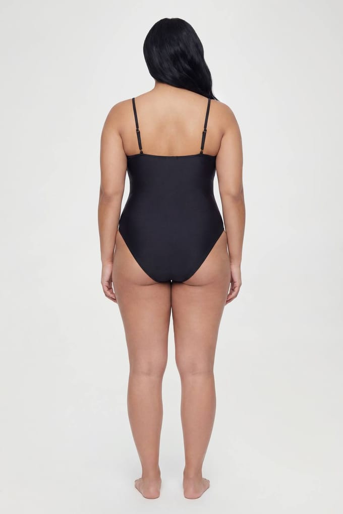 boohoo Dames Plus Badpak Met Sierdetail En Keyhole Uitsnijding | Zwart | Maat: 54