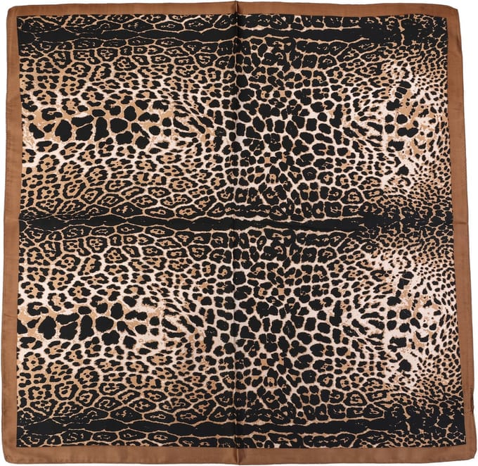 Vierkant Sjaaltje met Rijkelijk Gedetailleerd Luipaarddessin (70x70cm)