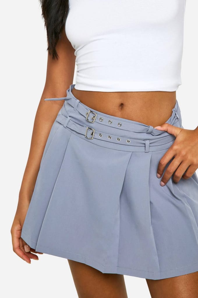 boohoo Dames Hoge geplooide minirok met gesp riem | Grijs | Maat: 36