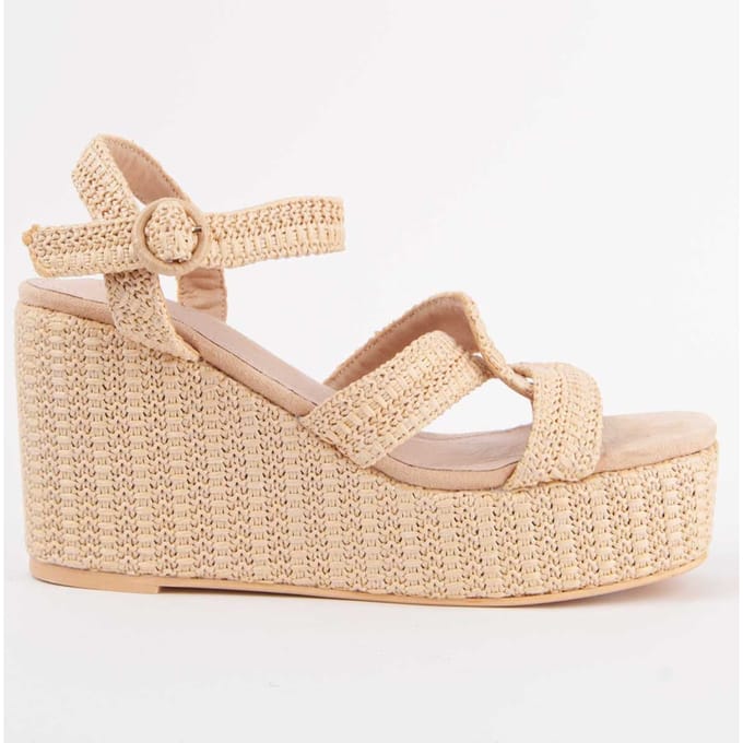 Montevita Sandalen Met Een Sleehak Salia11 Beige