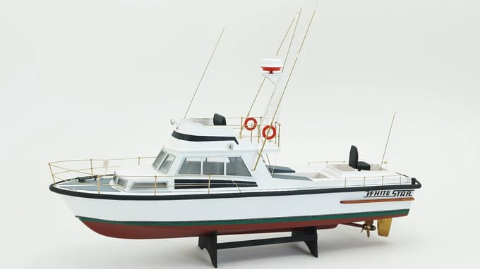 Billing Boats 570 White Star motorboot - kunststof romp