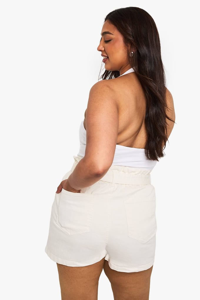boohoo Dames Plus denim short met paperbag taille | Ecru | Maat: 54