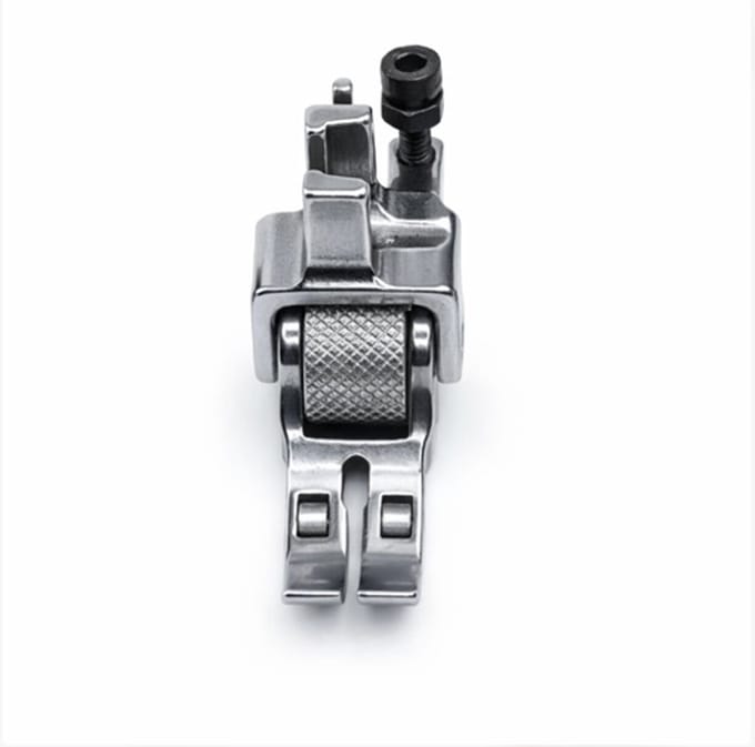 Industrieel Geribbeld Rolvoet – Driewiel Metaal – Extra Grip voor PVC, Vinyl & Leer – Naaimachine Accessoire
