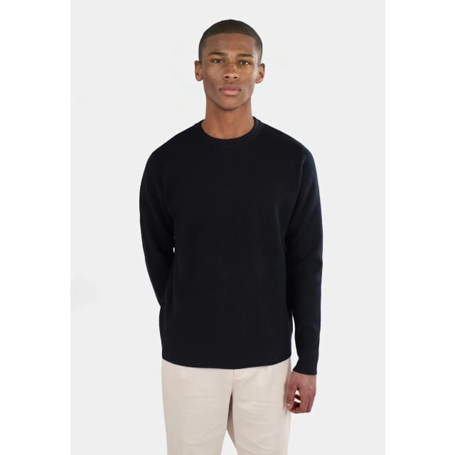 Ciszere Clark knitted roundneck black