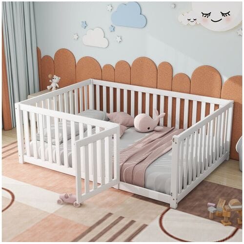 Merax Kinderbed 140 x 200, houten vloerbedframe met hek en deur, wit