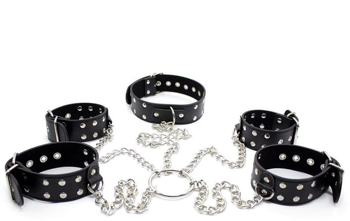 Smart Moves - Collar Handboeien Enkelboeien Set - Met ketting - Zwart
