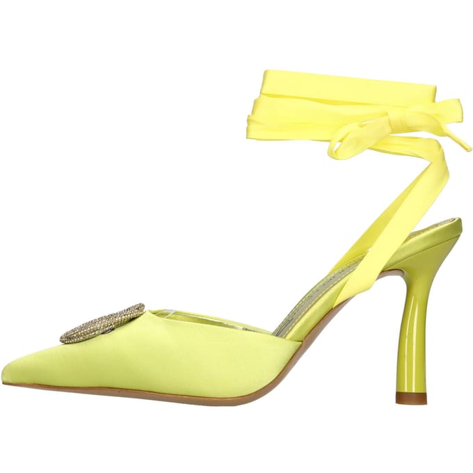 Emanuelle Vee Schoenen met groene hak