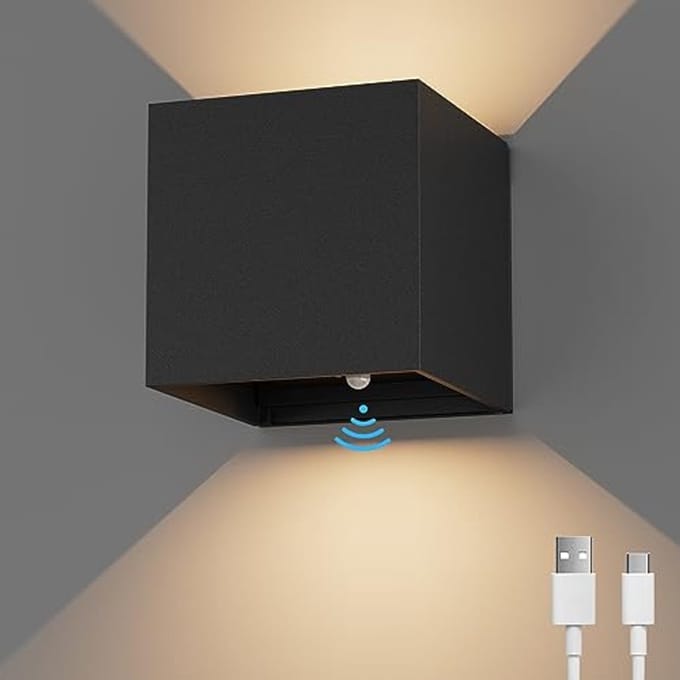 Bewegingssensor Wandlamp met Oplaadbare LED 5W - Warm Wit 3000K - Instelbare Stralingshoek