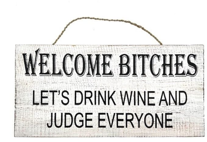 Houten tekstbord Fleur Welcome Bitches