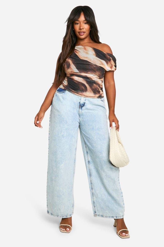 boohoo Dames Plus Abstract Asymmetrische Gerafelde Top | Zwart | Maat: 56