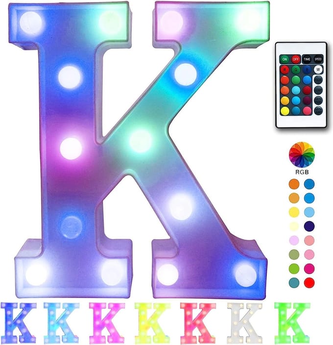 Lichtgevende Letter K - 22 cm Hoog - RGB Met Afstandsbediening - Op Batterijen