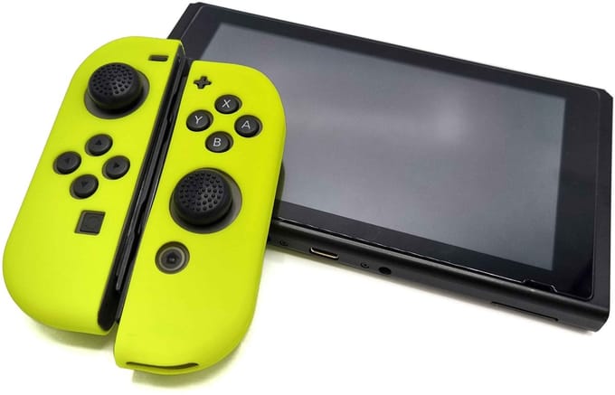 Gadgetpoint - Hoesjes & Skins voor Nintendo Switch 1 - Performance Gaming Case - Soft Grip Covers - Anti-Slip Joy-Con Controller Accessoires - Geel