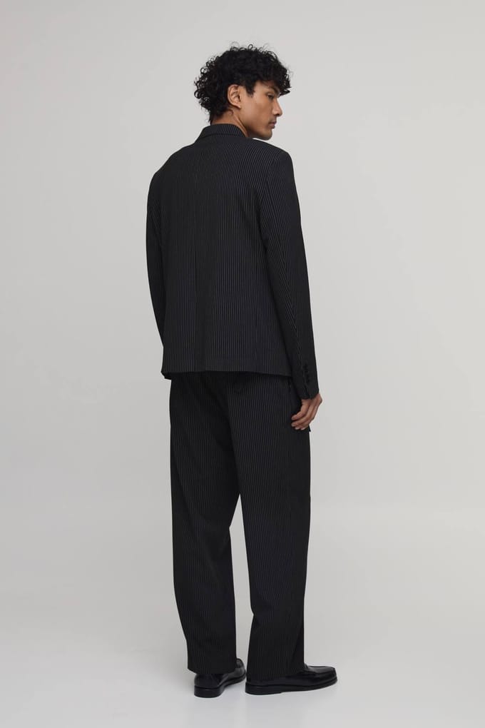 Krijtstreep Ontspannen Pasvorm Gesp Detail Wikkel Blazer | Black | Size 38