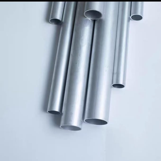 Aluminium Buis - Ronde Pijp - Bouw Projecten - Naadloze Constructie - 500mm Lengte - Zilver