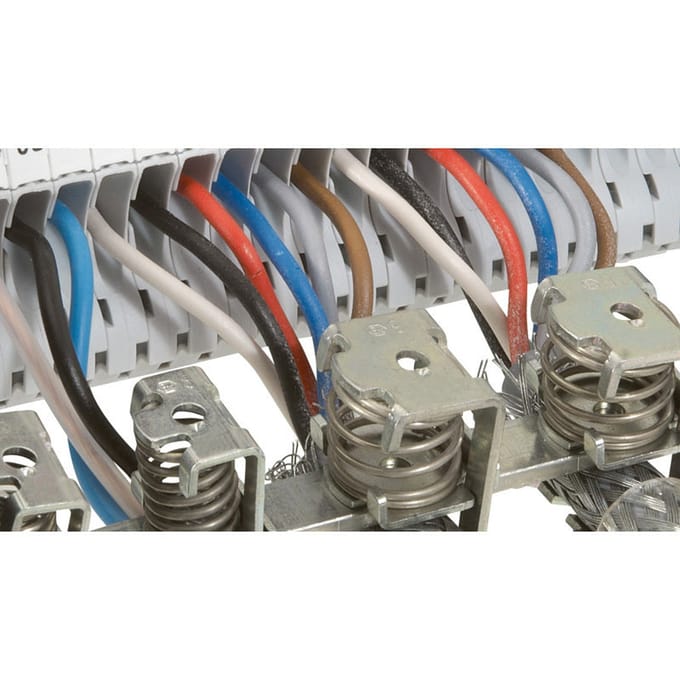 Legrand Viking3 Afdekstrip 10x3mm Lengte 1m - 037534 [10 stuks]