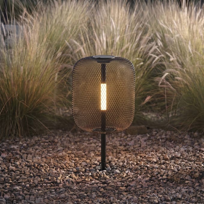 Lucande LED-zonne-energie-grondspie-lamp Faylen, zwart, IP65