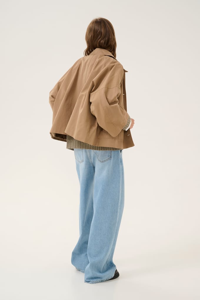 My Essential Wardrobe Lyonmw Short Bomber Jacket Jassen Dames - Zomerjas - Camel - Maat 42/44