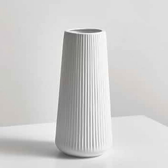 Scandinavische Witte Keramische Vaas – Modern En Minimalistisch, 25 cm