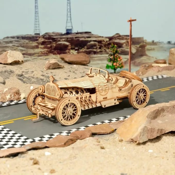 Robotime Modelbouwpakket V8 Gp Car 19 X 8 Cm Hout 220-delig