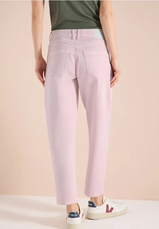 High Waist Barrel Leg Jeans in Loose Fit