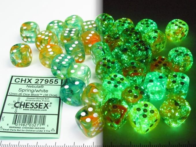 Chessex Nebula Lente/wit Luminary D6 12mm Dobbelsteen Set (36 stuks)