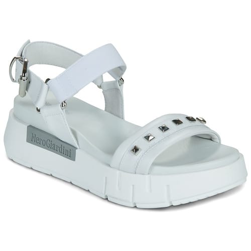 Platte sandalen NeroGiardini E617065D-707