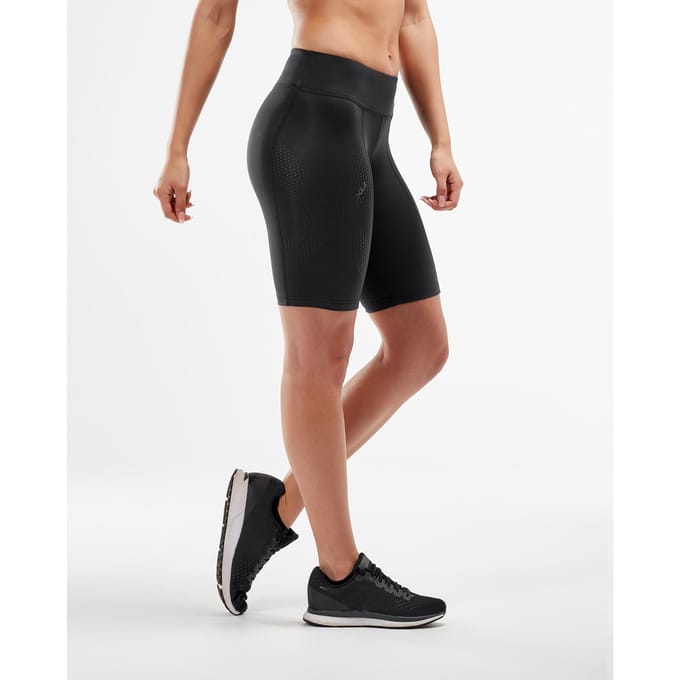 2XU Motion Compression Shorts voor dames, zwart